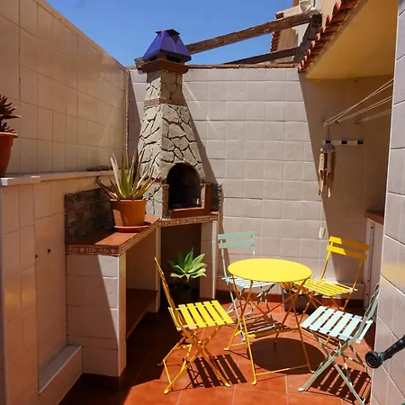 Family House 5 Min Walk To The And Old Town Chalet *