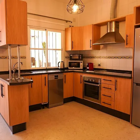 Family House 5 Min Walk To The And Old Town Tarifa